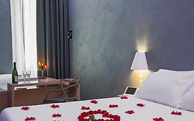 7 Inn Spanish Steps